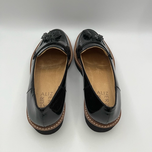 Naturalizer Women August Loafer - Picture 3 of 5